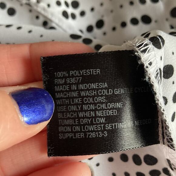 Worthington Black & White Chiffon Pullover Top, Size SP - Picture 7 of 7
